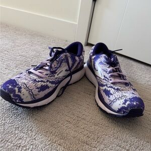 Limited editionn Brooks running shoe